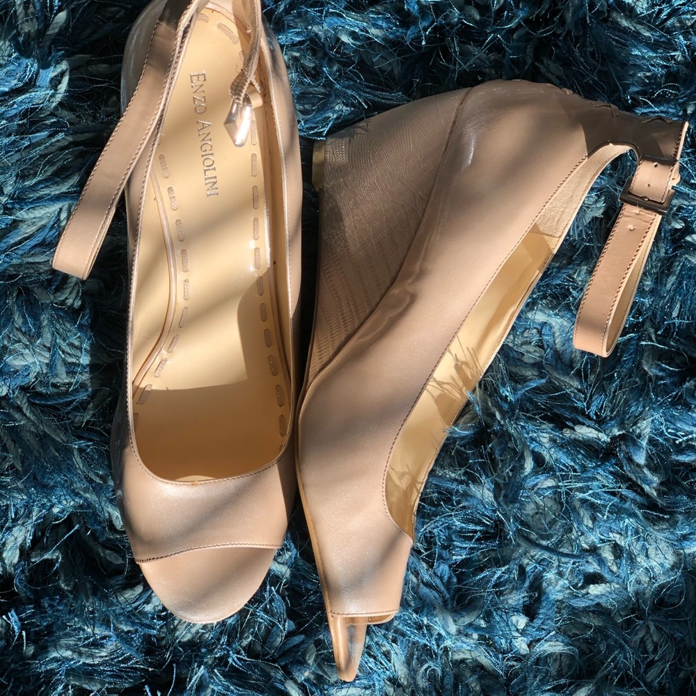 COPY - Shoes - Picture 4 of 5